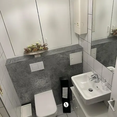 Apartment Myhome 4 *